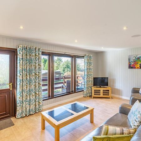 Bluebell Lodge 7 With Hot Tub Newton Stewart Exterior photo