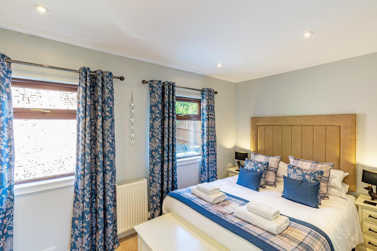 Bluebell Lodge 7 With Hot Tub Newton Stewart Exterior photo