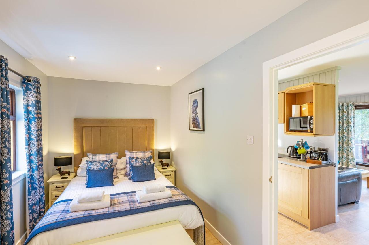 Bluebell Lodge 7 With Hot Tub Newton Stewart Exterior photo